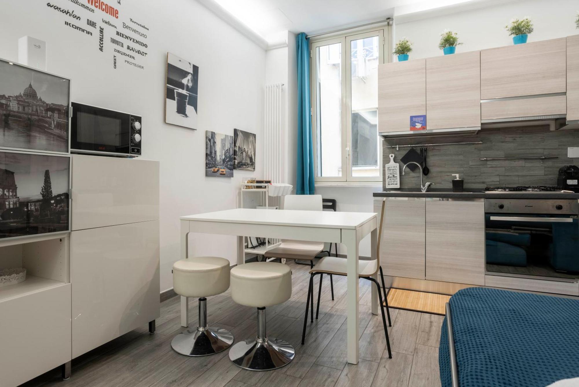 Merulana Deluxe Apartment Roma Eksteriør bilde